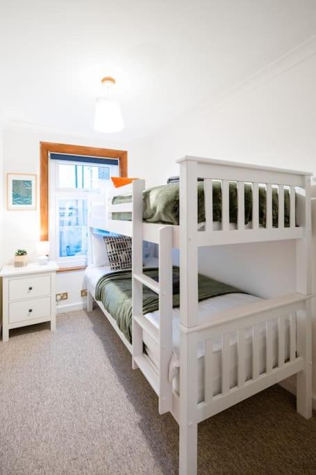 3 Bedroom Home Close To Town Centre With Wifi & Garden Royal Tunbridge Wells Esterno foto